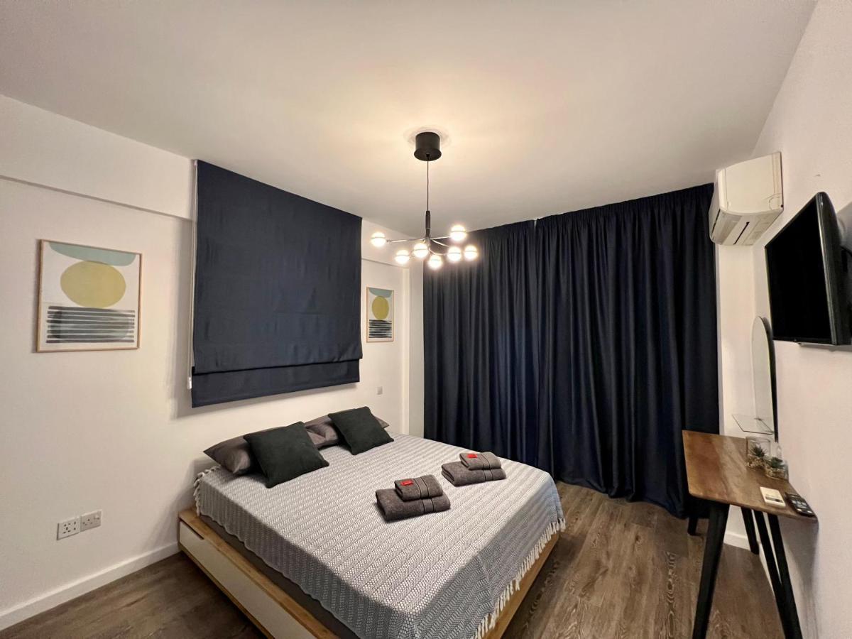 Fat Cow Apartments ลาร์นาคา ภายนอก รูปภาพ