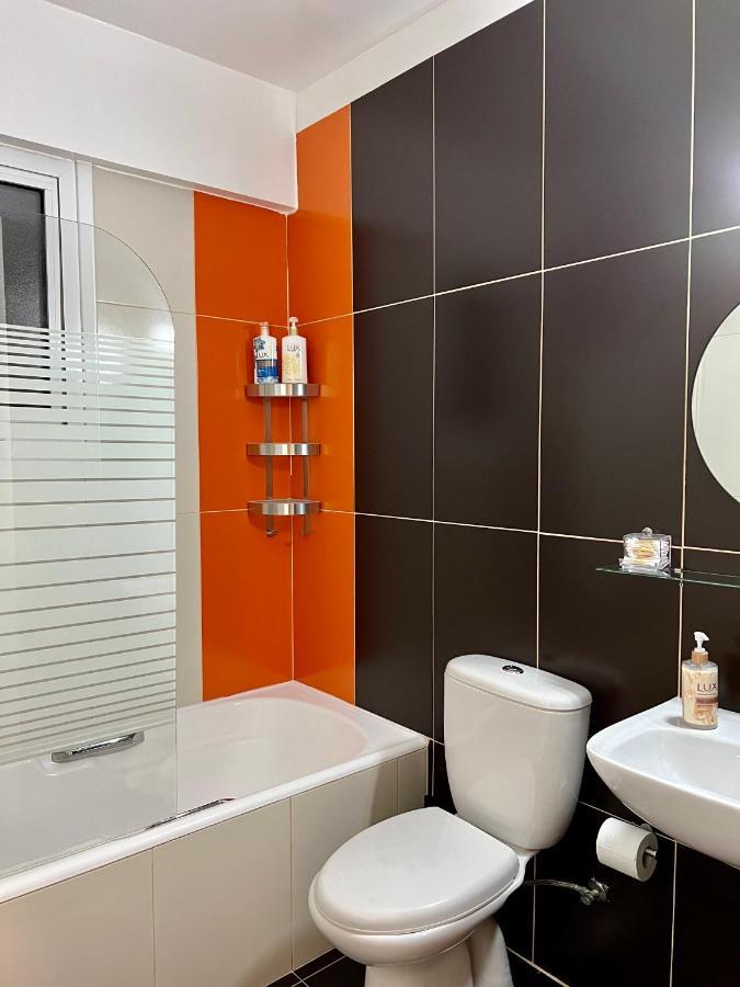 Fat Cow Apartments ลาร์นาคา ภายนอก รูปภาพ