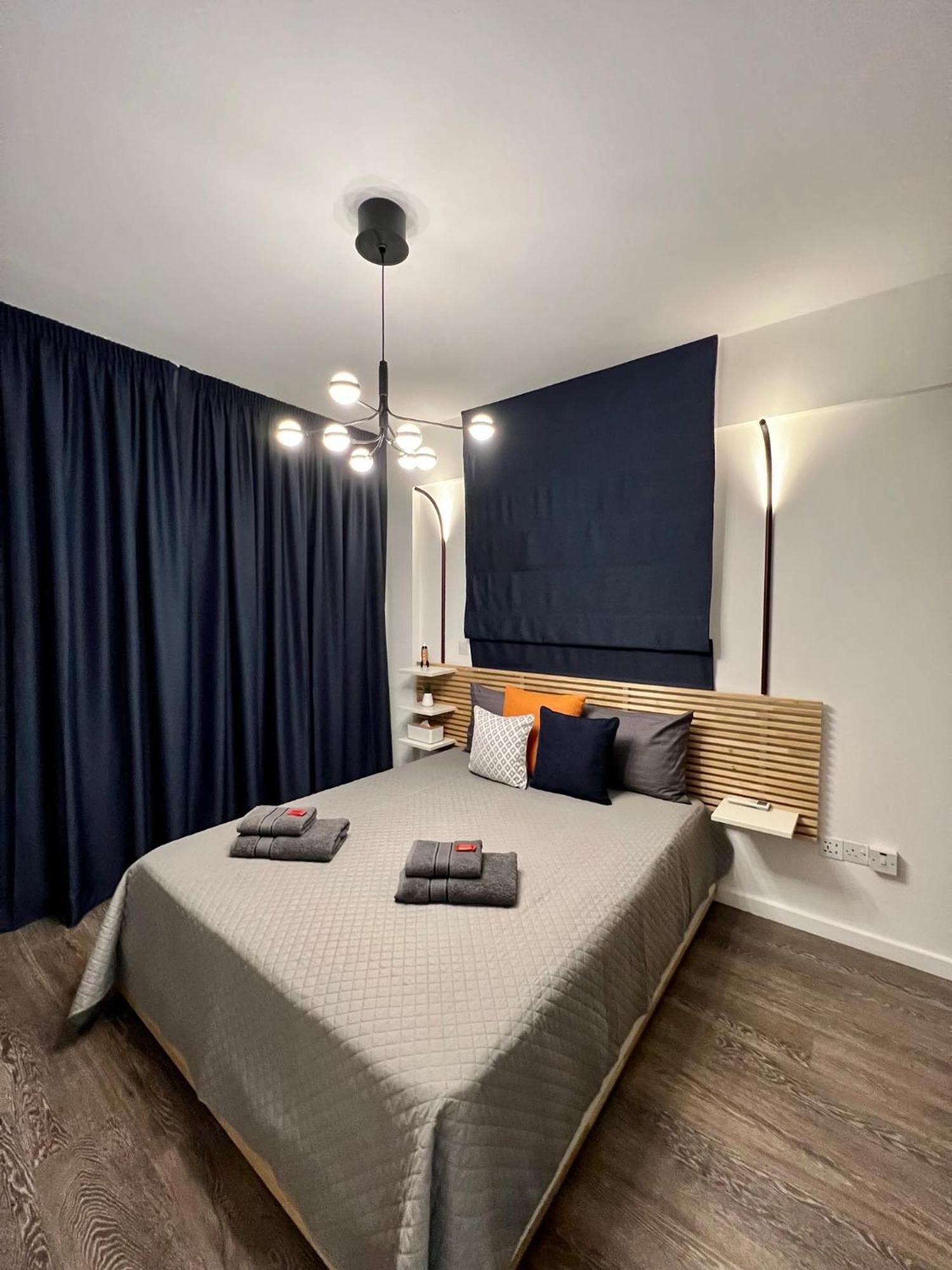 Fat Cow Apartments ลาร์นาคา ภายนอก รูปภาพ