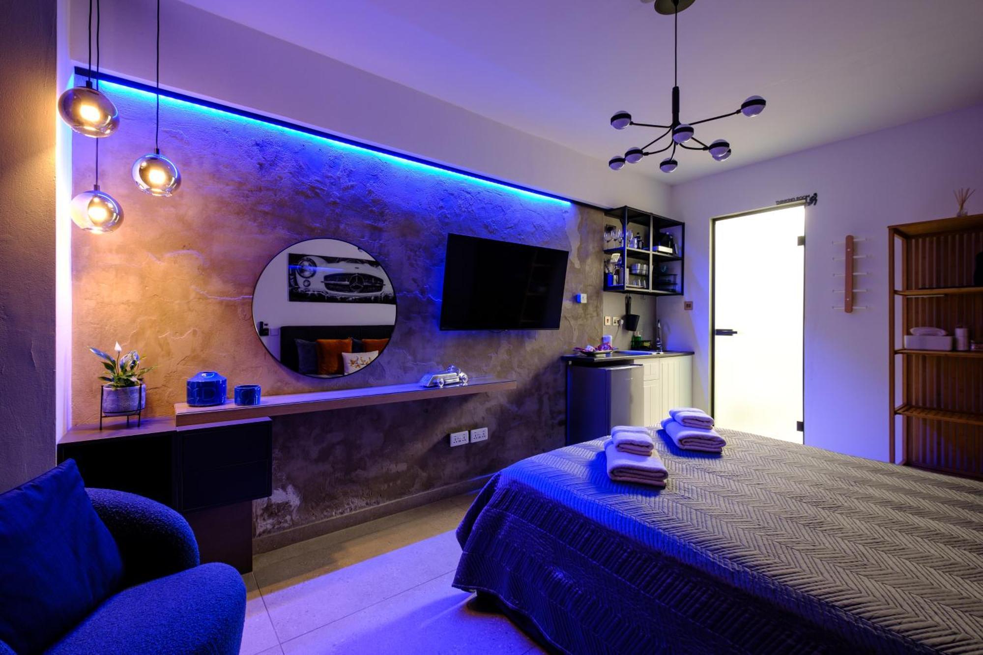 Fat Cow Apartments ลาร์นาคา ภายนอก รูปภาพ