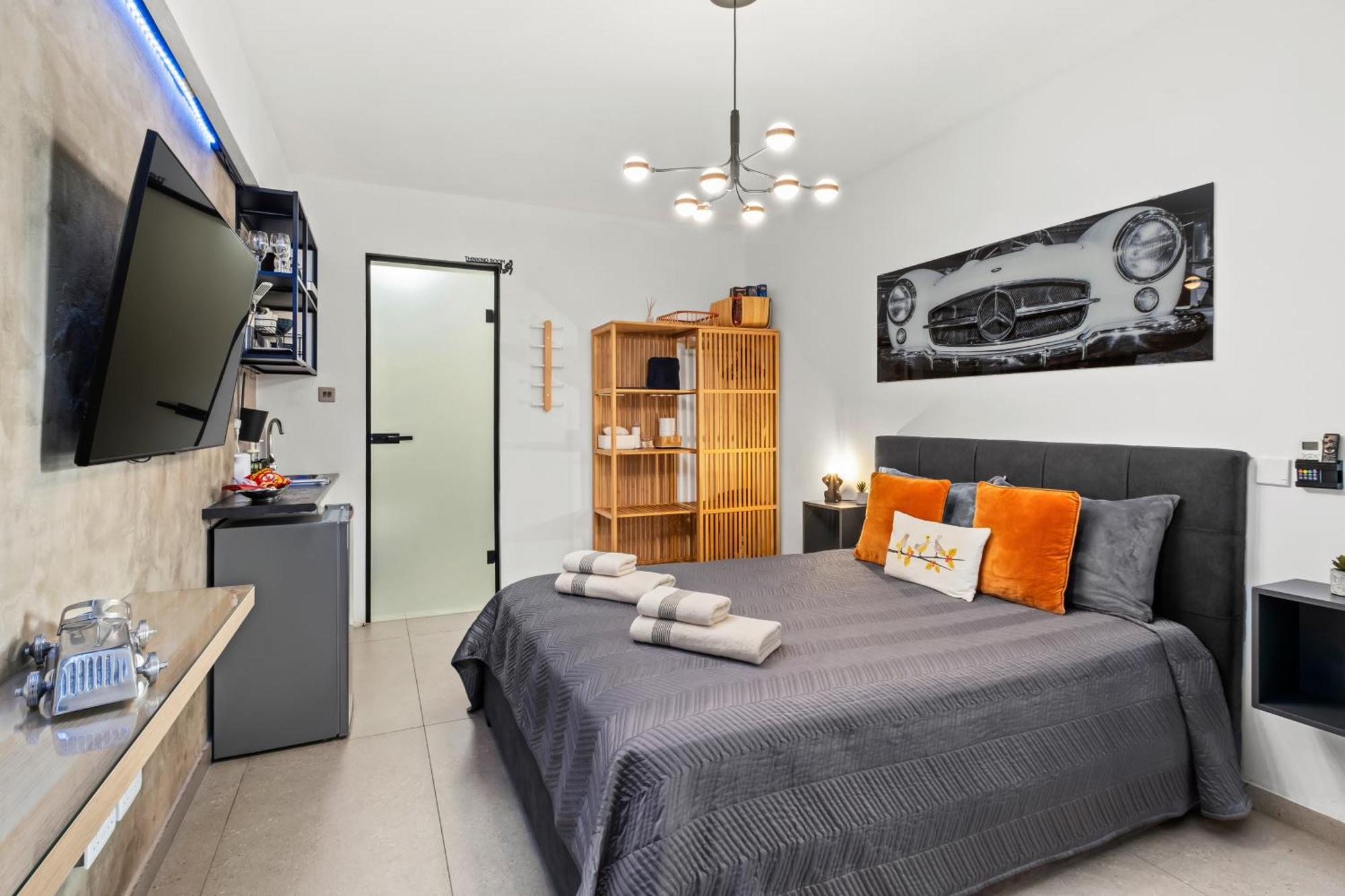Fat Cow Apartments ลาร์นาคา ภายนอก รูปภาพ